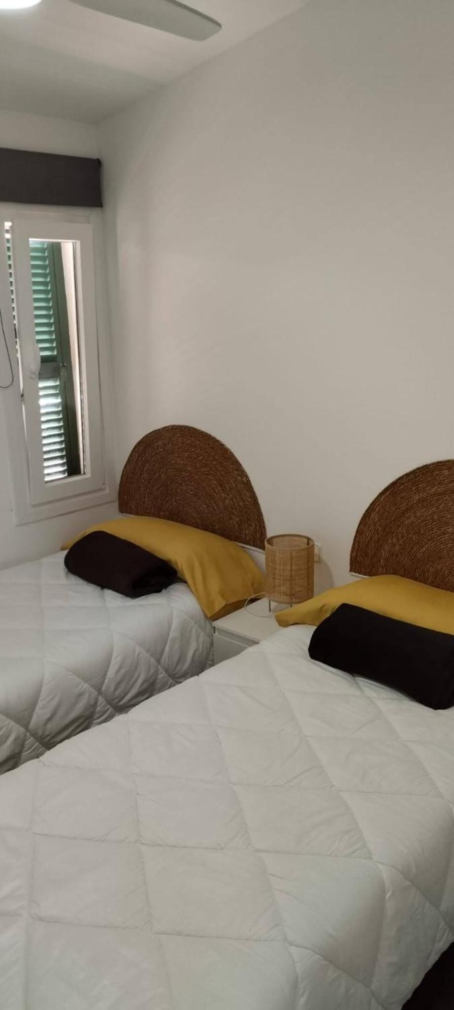 Toni'S Apartament Menorca Кала'н Бош Екстериор снимка